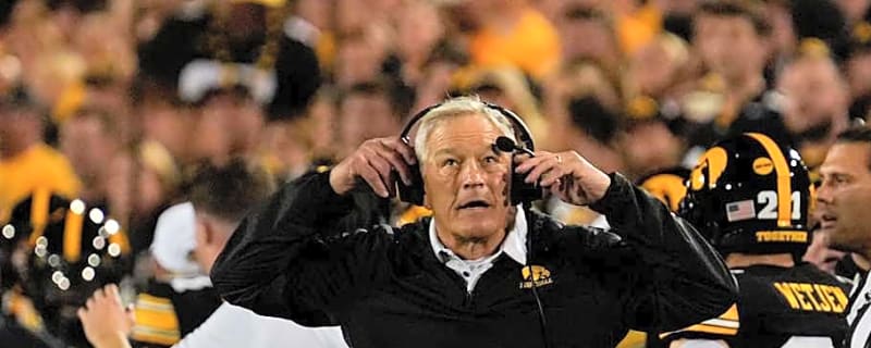 Does Preseason Bias Favor Texas Over Iowa in Rankings?