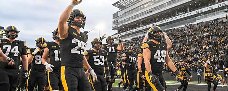 Iowa&#39;s Defense On Full Display During Winning Streak