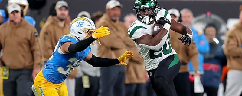 NFL insider confirms Chargers aggressive making calls about trade for veteran RB
