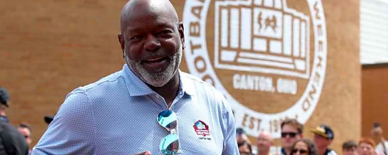 Cowboys Legend Gives Blunt Opinion on Possible 18-Game Season