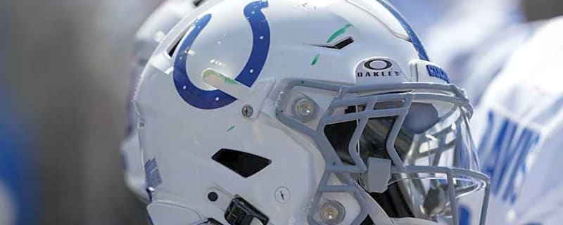 Jets Veteran QB Predicted to Leave New York for Deal With Colts