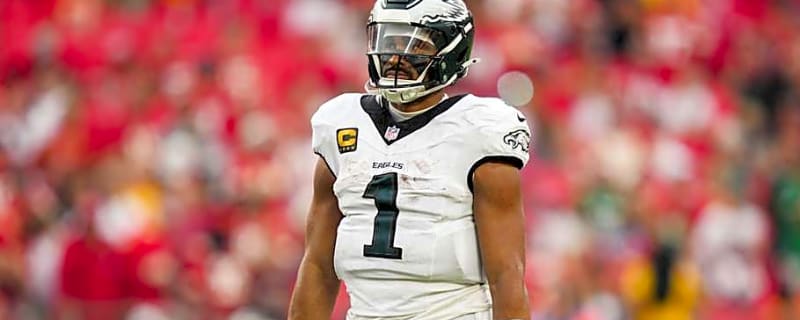 Eagles&#39; Jalen Hurts Takes Accountability For Tepid Passing Game