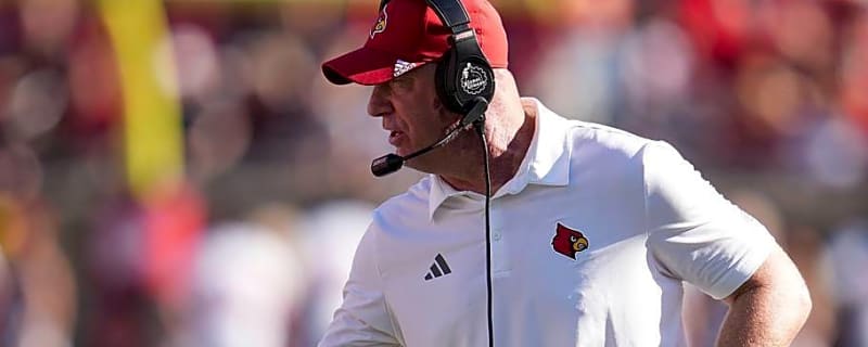 Jeff Brohm, Louisville's Players Have Split Opinion on CFP Expansion