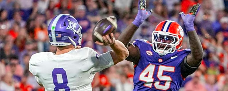Clemson HC Dabo Swinney Provides Update on Vic Burley's Game Status