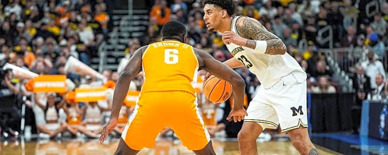 Rick Barnes Details Expectations for Tennessee Sophomore DeWayne Brown II