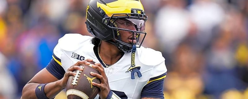 Iowa Football's 2026 Schedule is Loaded With Quarterback Star Power