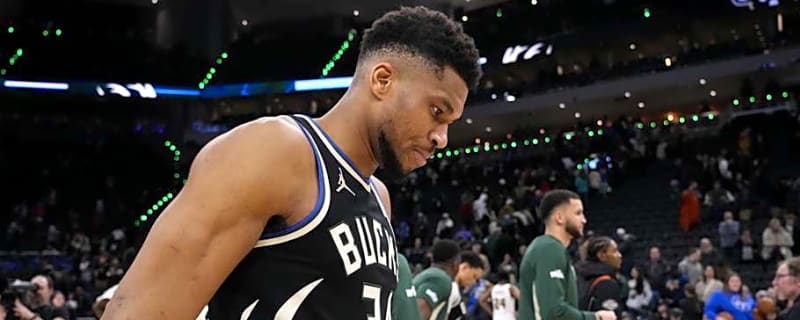 Latest Report Puts Warriors on Brink of Losing Giannis Sweepstakes