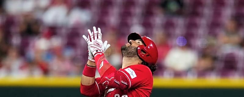 Cincinnati Reds Get Promising News on Infielders Eugenio Suarez and Ely De La Cruz