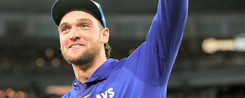 Blue Jays Will Turn to Star Rookie Trey Yesavage in Game 6 With Season on the Line