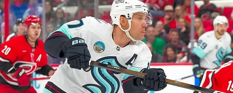 Why Jaden Schwartz & Fedor Svechkov Could Be Solid Depth Help for Colorado Avalanche