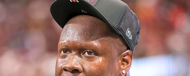 Commanders&#39; Laremy Tunsil leaves Giants game with multiple injuries