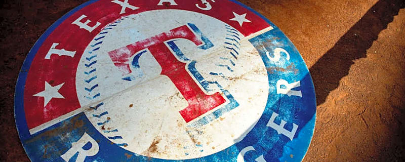 Rangers Reportedly Agree to Terms on Deal to Reunite with Veteran Reliever