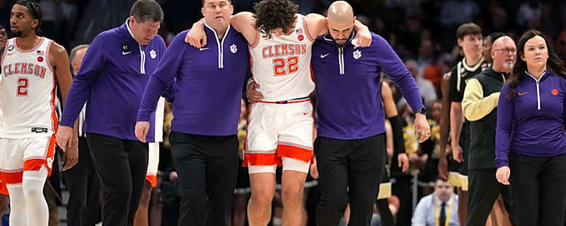 Clemson Athletics Releases Update Regarding Carter Welling's Knee Injury