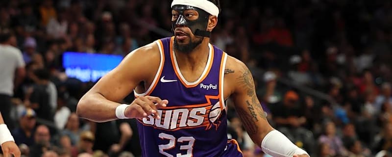 Suns Reportedly Agree to Long-Term Contract With Top Defender