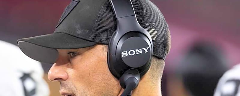 Raiders Should Look to This Familiar Face in Free Agency