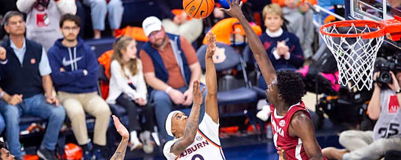 Auburn Falls to Rival Alabama in Tight Bout on Home Court
