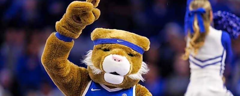 Andrija Jelavic&#39;s upside hitting would make Kentucky basketball a scary team