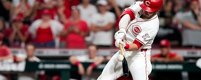 Reds Gavin Lux&#39;s Walk-Off Hit Over the New York Yankees Heard on All Broadcasts