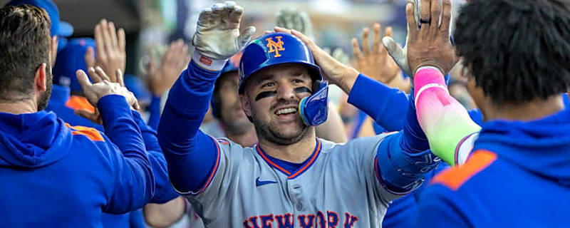 Four-Run 8th Inning Lifts Mets to 5-2 Comeback Victory over Giants