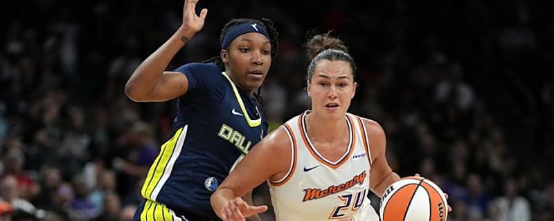 Mercury&#39;s Westbeld And Her Sister Recognized By WNBA
