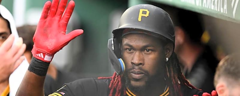 Pirates Tender Five Contracts Ahead of Deadline