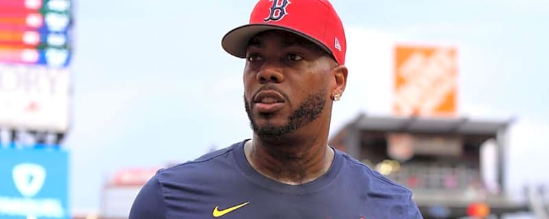 Red Sox Taking Perfect Stance On Potential Aroldis Chapman Extension