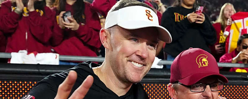 USC Must Do This To Stand Out Among Stars in Los Angeles