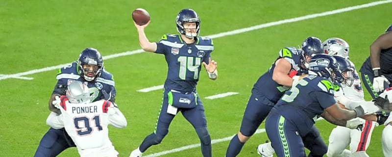 3 Reasons Why Seahawks Starters Could Sit vs. Titans