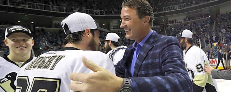 Penguins&#39; Sidney Crosby Moves Closer to Passing Mario Lemieux