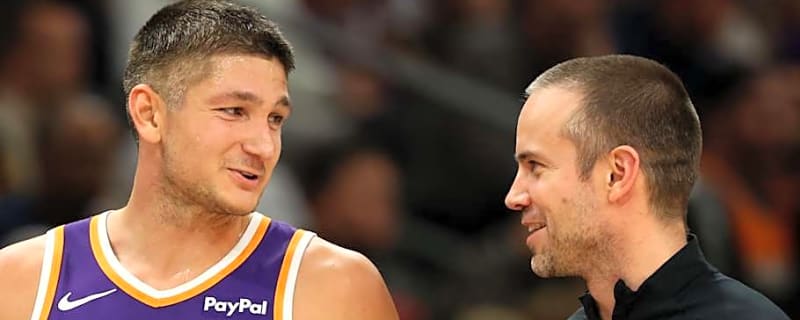 Suns Change Starting Lineup vs Warriors