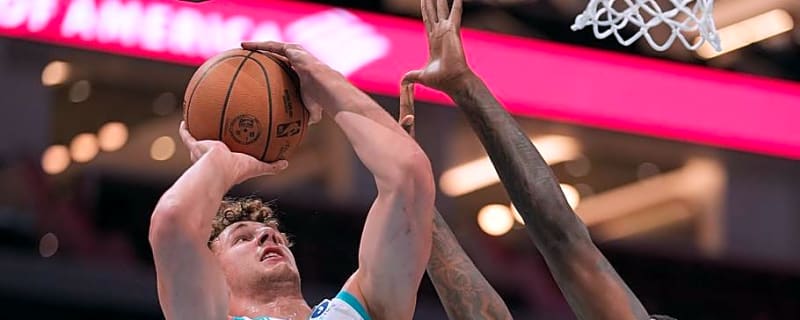What Did We Learn From Hannes Steinbach's NBA Preseason Debut?