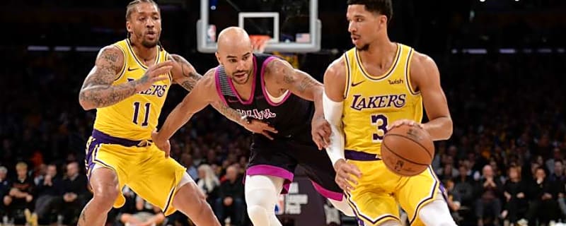 Bitter Ex-NBA Rivals Become Big 3 Besties In Miami