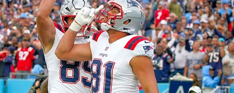 Potential Options For Patriots After Losing TE Austin Hooper