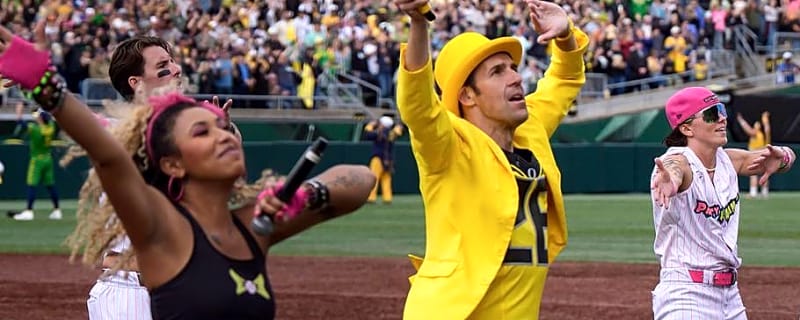 Savannah Bananas Bring Viral Brand To Autzen Stadium With Oregon Ducks Twist