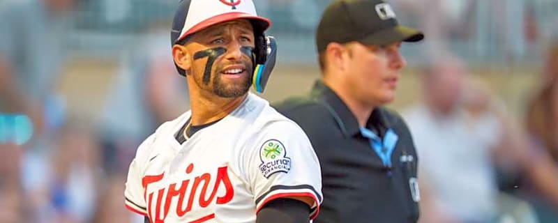 Slumping Royce Lewis slams helmet in Twins&#39; dugout as frustration mounts