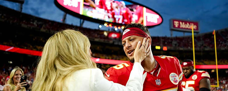 3 Women Inspiring Chiefs’ Mahomes During His Comeback