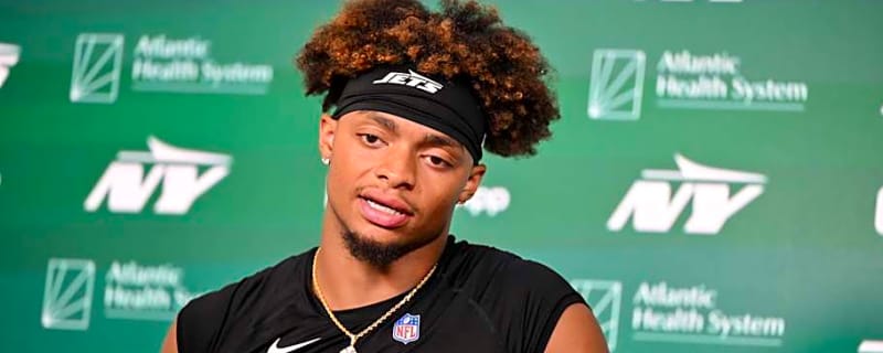 Justin Fields Pigeonholed As ‘Bridge’ To Next Jets Franchise QB