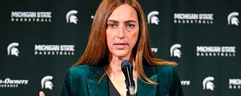 Spartans Drop in AP Poll After Tough Wisconsin Loss