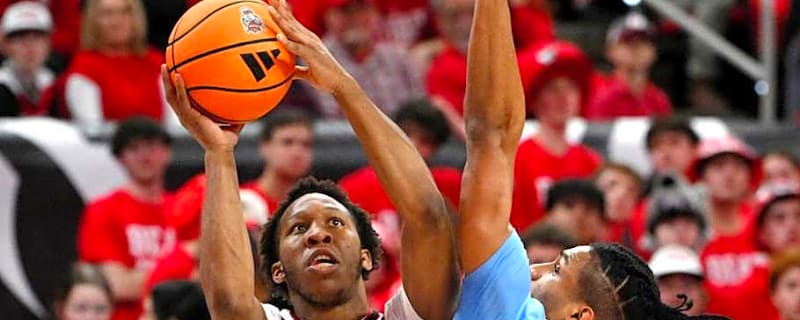 Social Media Reacts to North Carolina's Embarrassing Performance Against NC State