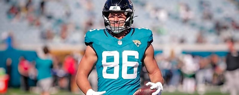 Eagles Howie Roseman Strikes Quickly, Signs Two Tight Ends in 30-Minute Span