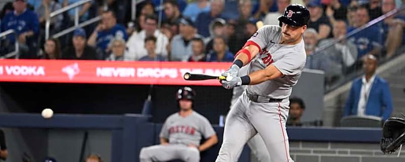 Why Nathaniel Lowe Could Have an Inside Track on a Reds Opening Day Roster Spot