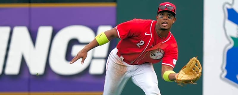 Former Cincinnati Reds Infielder Re-Signs With Baltimore Orioles