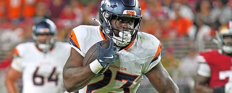 Eagles Place New O-Lineman On IR; Sign Two To PS