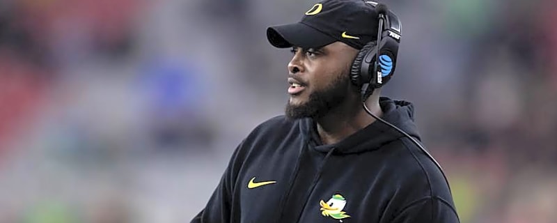 A'lique Terry Shares Details on Freshman Tommy Tofi Adjusting to Oregon