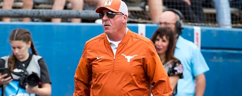 Texas Longhorns Softball Sweeps South Carolina in Conference Opener