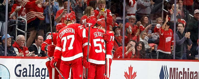 NHL, Red Wings Unveil Official Beer Sponsor