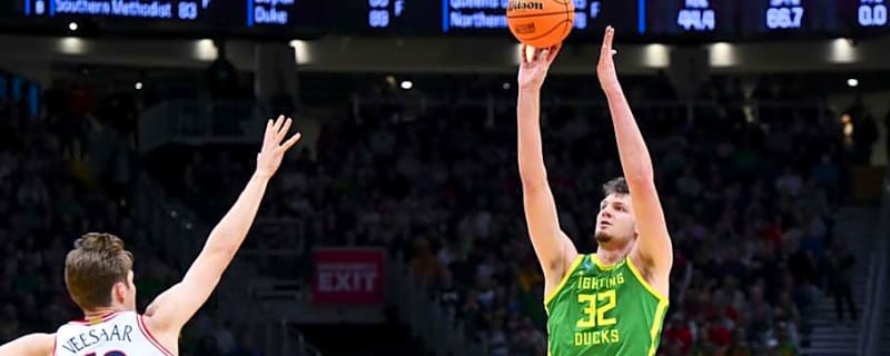Oregon Ducks Star Center Nate Bittle Forgoes NBA, Returns For Fifth Season