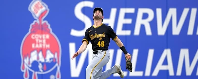 Pirates Re-Sign Utility Man to Minor League Deal