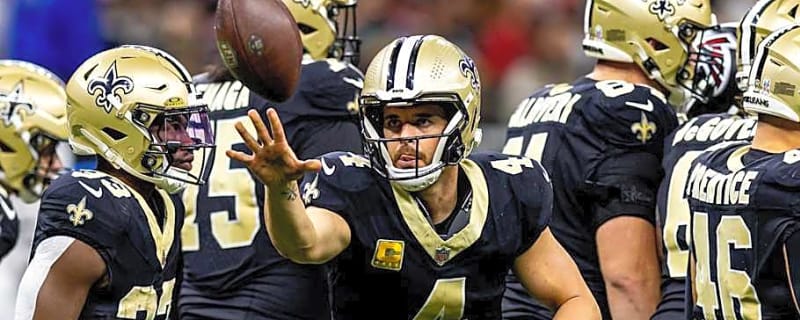 Old Derek Carr Comments Add Fuel to Loud Jets Rumors