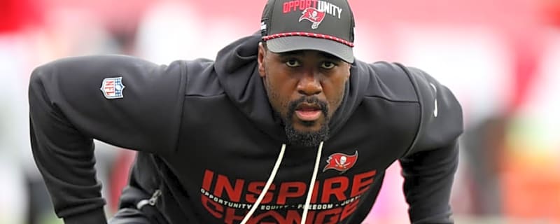 Super Bowl Champion, Nebraska Legend Lavonte David Retires from NFL After 14 Seasons